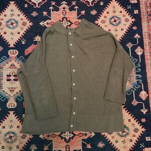 VETTA Small Olive Button-Up Cardigan